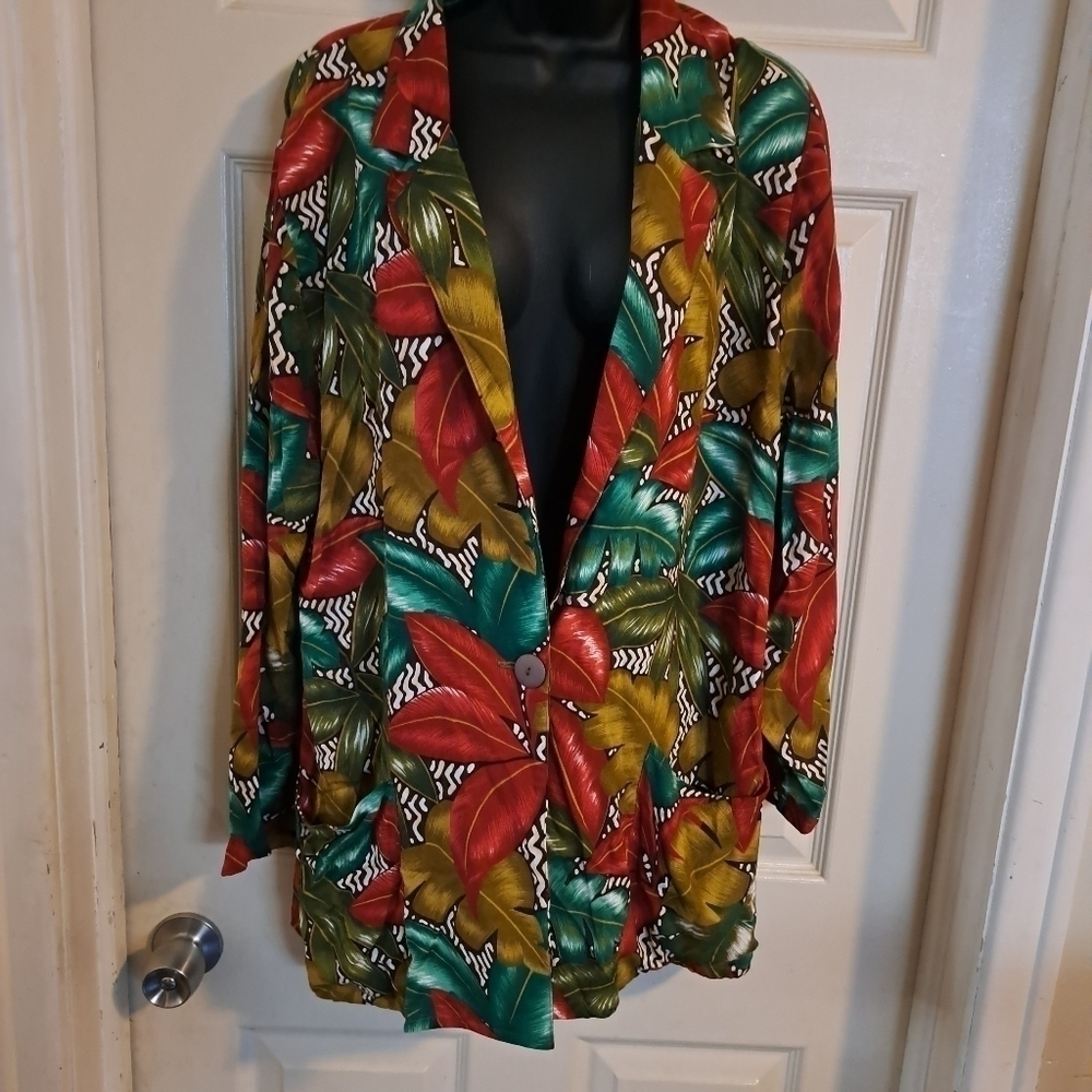 Michele Leslie Hawaiian  print blazer with front pockets size medium A-50